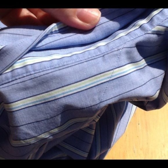 Men's XL Tommy Hilfiger Button Up Shirt - Picture 4 of 6